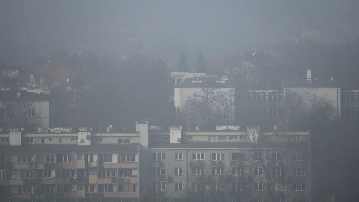 Nowy zakaz ogranicza palenie w kominkach