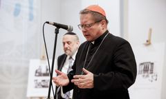 Metropolita lubelski i rektor KUL bronią kardynała Grzegorza Rysia