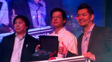 Pierwszy komunikator Nokia E90 sprzedany 1