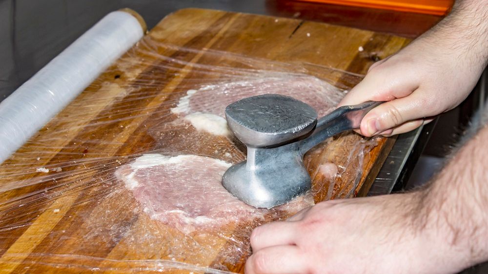 Przygotowujesz schabowego w ten sposób? Katarzyna Bosacka ostrzega