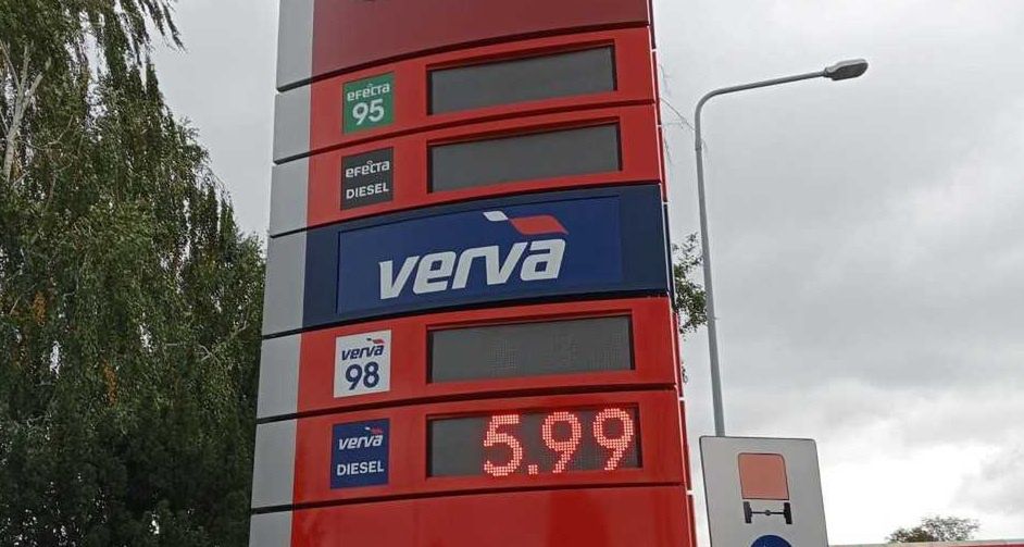 Orlen na ul. Lazurowej