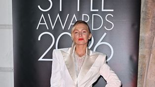 Barbara Kurdej-Szatan w zaskakującym komplecie na gali ELLE. Odważna biel garniturowego kompletu