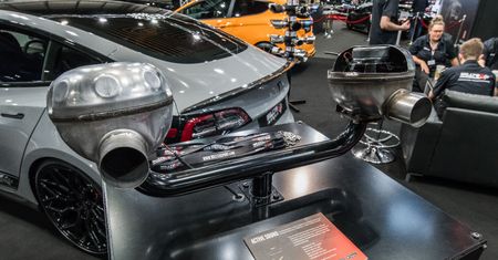 Tesla może brzmieć jak rasowa spalinówka. Wystarczy 2 tys. dolarów