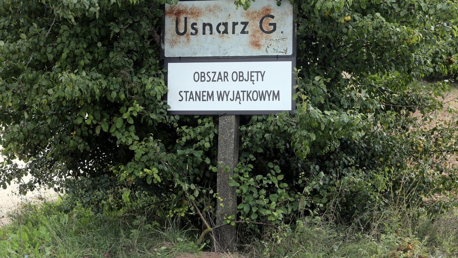 Sondaż: Polacy chcą przedłużenia stanu wyjątkowego 