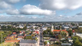 Zduńska Wola: Docieplenia, dachy, okna. Wielki remont kamienic