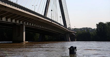 Fala wezbraniowa przeszła przez Warszawę