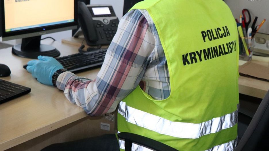 Dzięki informacją od internautów policjanci z Czerwionki-Leszczyn znaleźli gwałciciela.