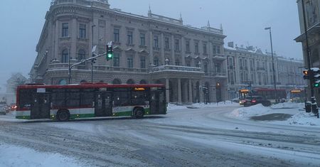 Uwaga, śnieg będzie sypał obficie! IMGW wydał ostrzeżenia przed intensywnymi opadami dla Lublina i regionu