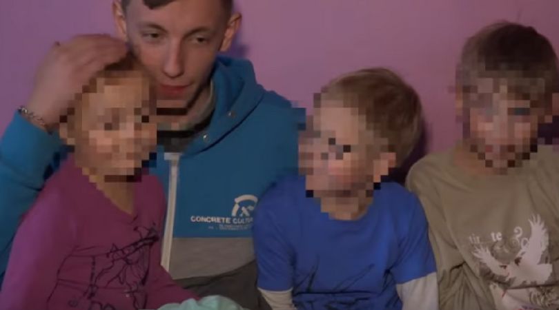 Mateusz Słysz z rodzeństwem