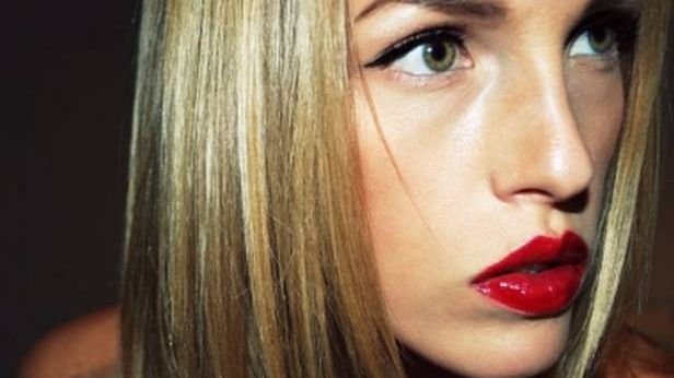 Wynajmij w Internecie dziewczynę za 5 dolarów. Co dostaniesz w zamian? 1