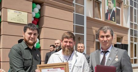 To brzmi jak żart. Kuriozalne odznaczenie dla Ramzana Kadyrowa