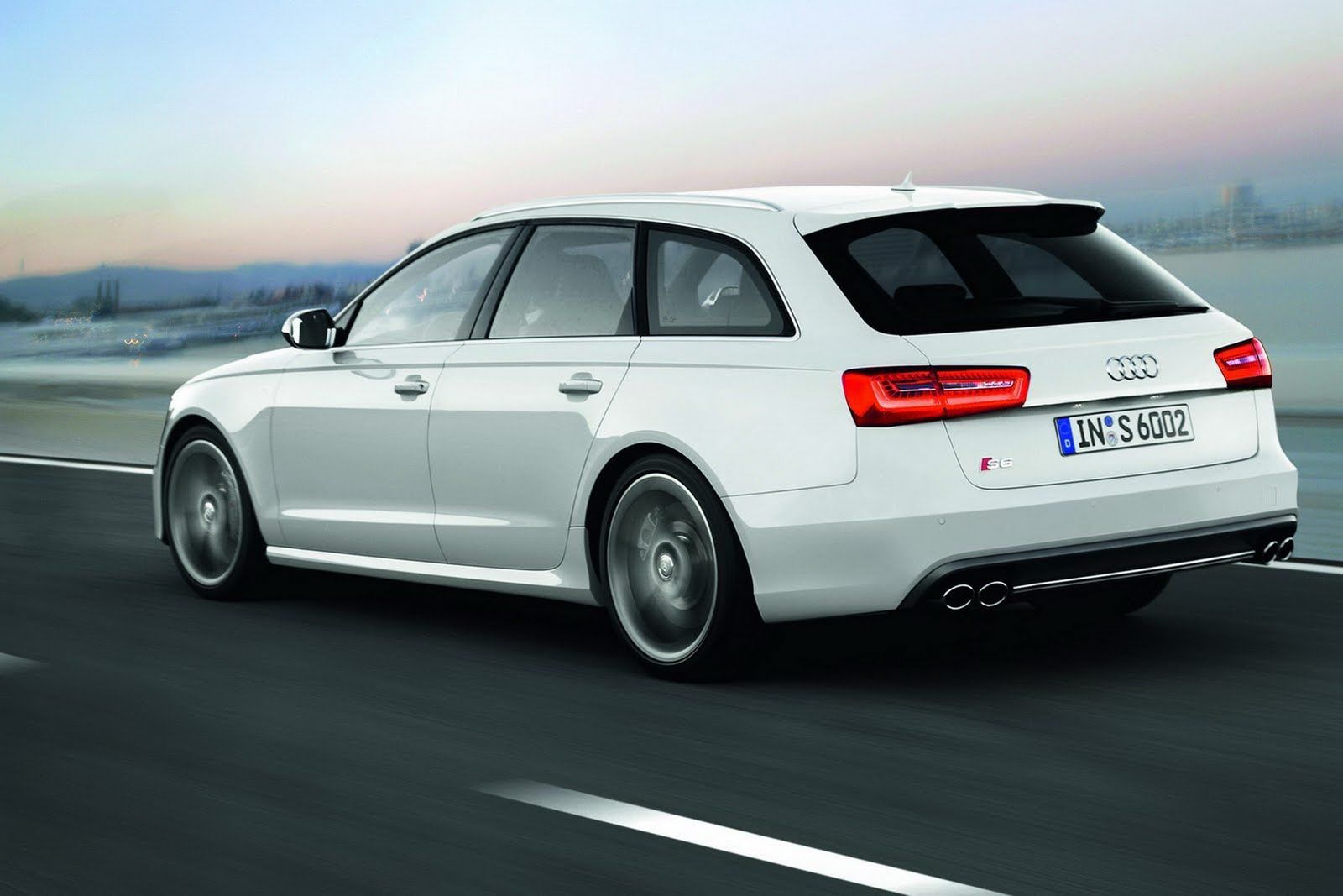 Audi-S6