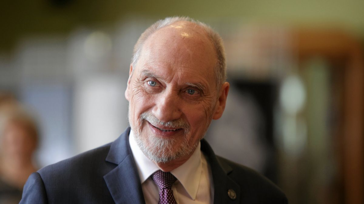 Antoni Macierewicz zamierza prześwietlić pracowników administracji 