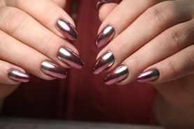 Paznokcie lustrzane ombre – jak je zrobić?