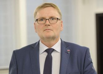 Senator PiS, który znęcał się nad żoną, teraz donosi na nią w prokuraturze: "SAMA ODESZŁA! Nie stosowałem przemocy!"