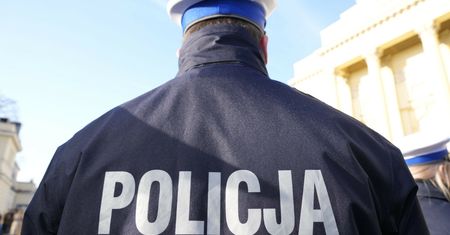 Myślał, że walczy z cyberoszustami. Dał się oszukać "policjantom"