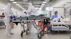 Coraz gorsza sytuacja pandemiczna w Polsce. Prof. Simon: Tak być nie może!