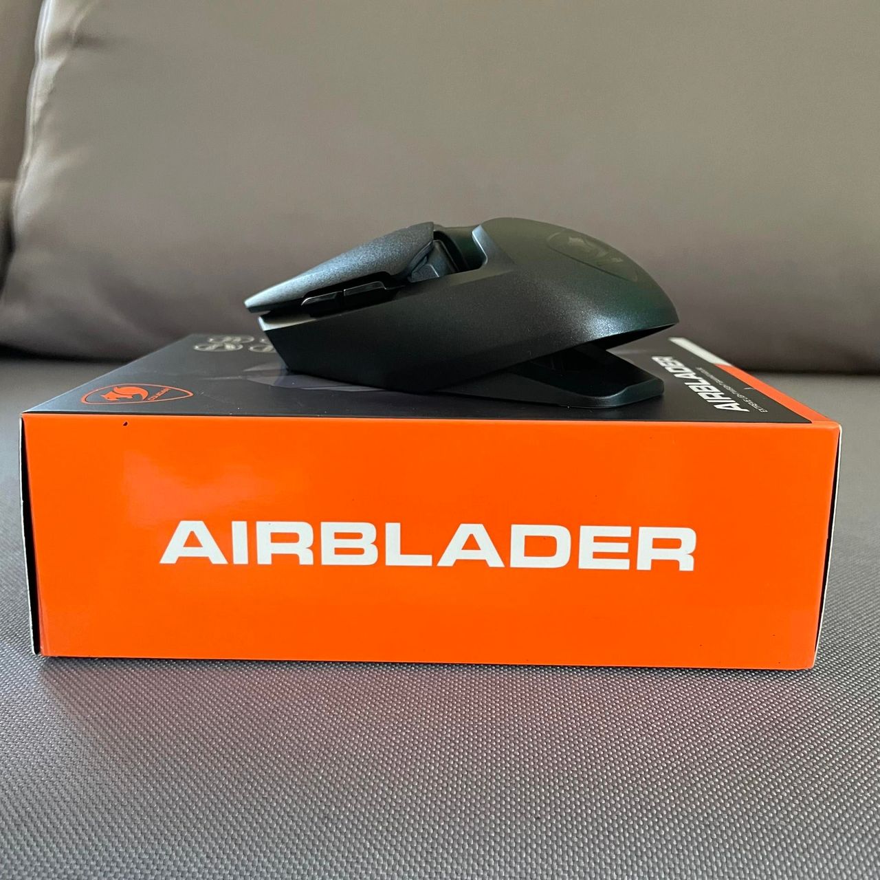 Cougar AirBlader – ekstremalnie lekka myszka dla graczy – opinia
