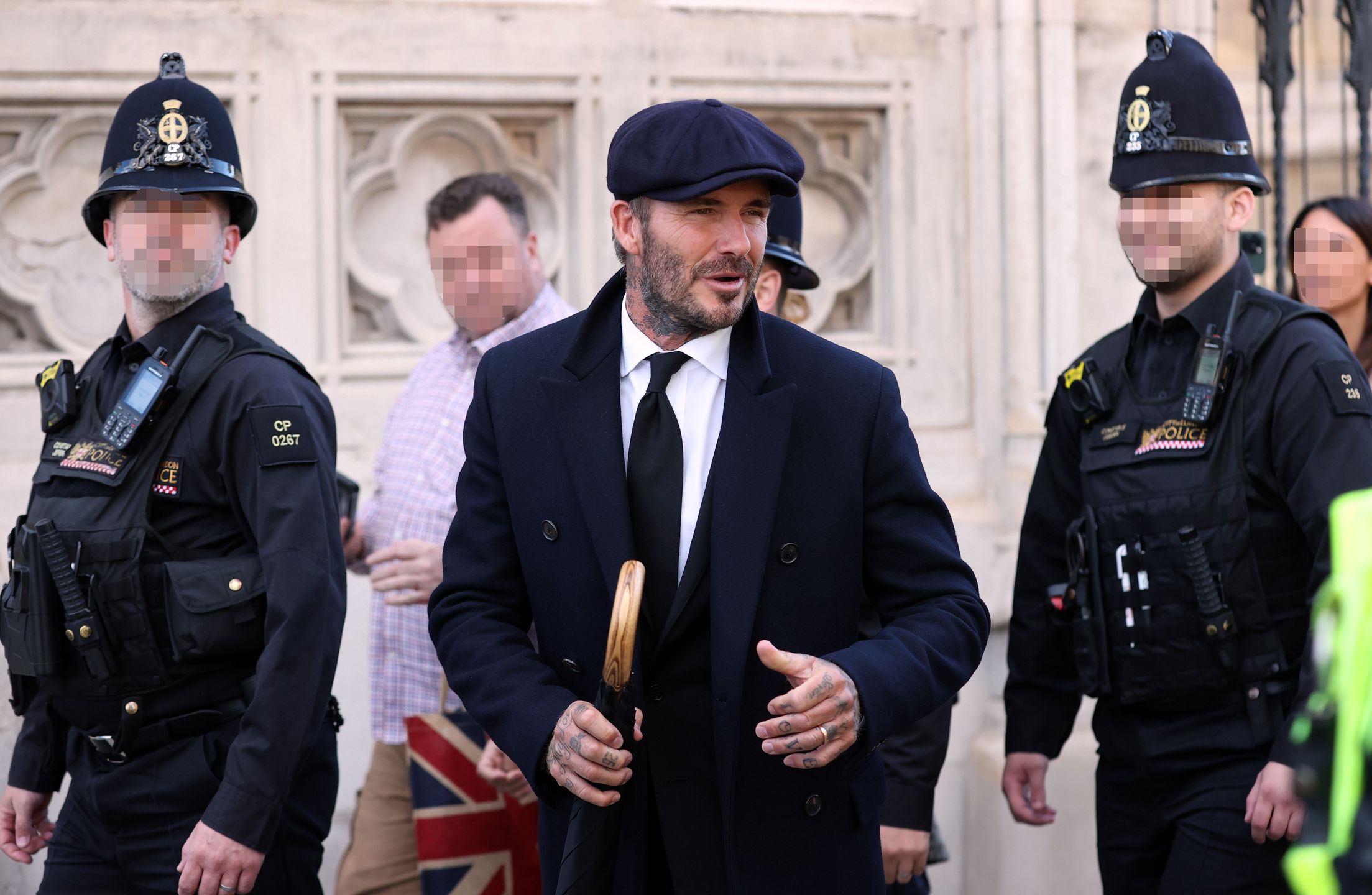 David Beckham czekał 13 godzin w kolejce do trumny królowej Elżbiety
