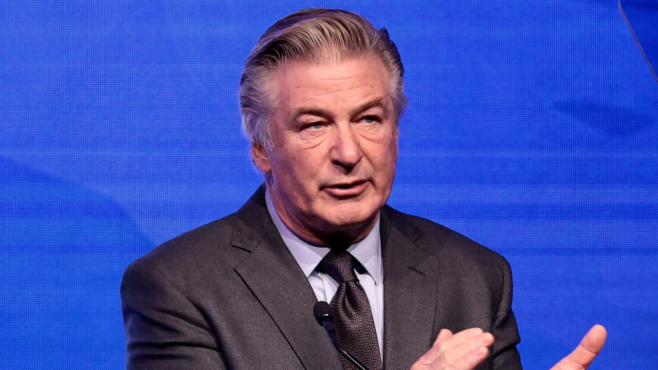 FBI jest pewne. Alec Baldwin może mieć kłopoty