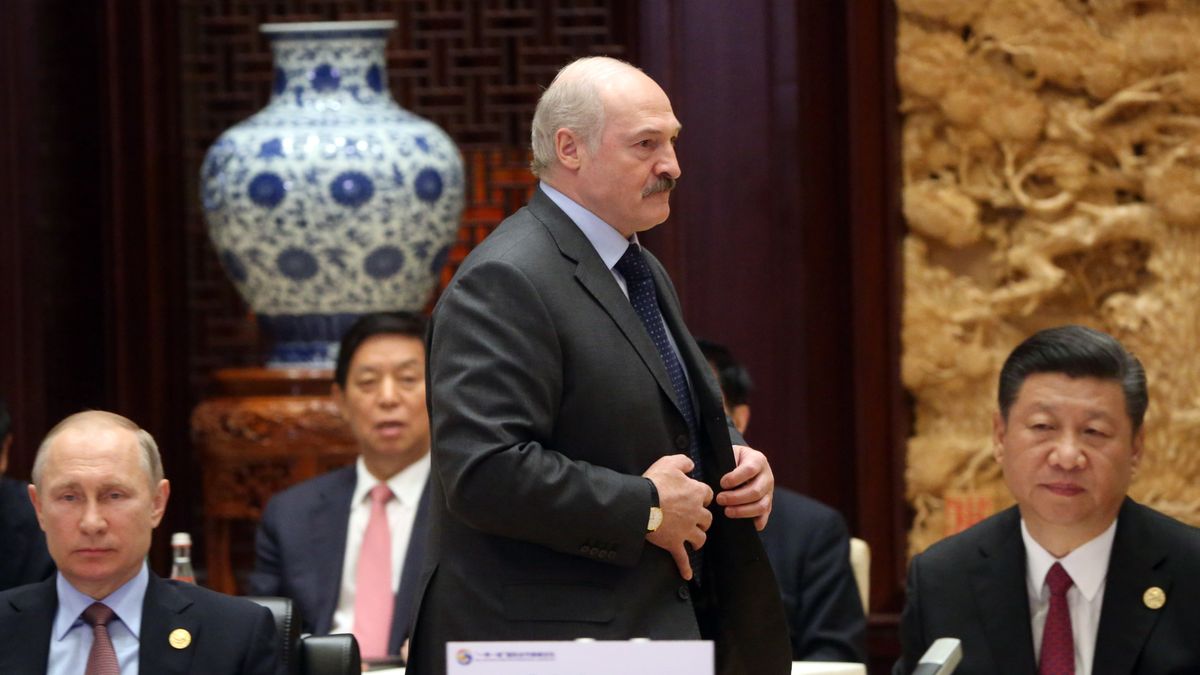 Belt And Road Forum For International Cooperation - Day TwoBEIJING, CHINA - MAY 15: (RUSSIA OUT) Russian President Vladimir Putin (L), Belarussian President Alexander Lukashenko (C) and Chinese President XI Jinping (R) attend the roundtable plenary meeting during the Belt and Road Forum for International Cooperation at the International Conference Center at Yanqi Lake on May 15, 2017 on the outskirt of Beijing, China. The Forum, running from May 14 to 15, is expected to lay the groundwork for Beijing-led infrastructure initiatives aimed at connecting China with Europe, Africa and Asia.   (Photo by Mikhail Svetlov/Getty Images)Mikhail Svetlov