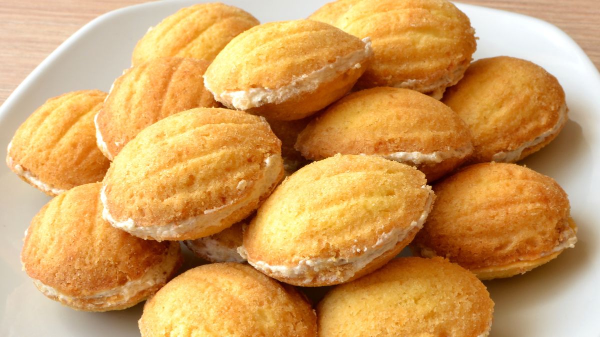 Babcia piekła ciasteczka orzeszki