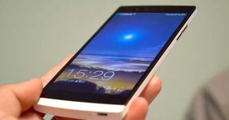 W skrócie: Find 5 nie trafi do Europy, giętki ekran Samsunga, najdroższe akcesorium dla Lumii 920