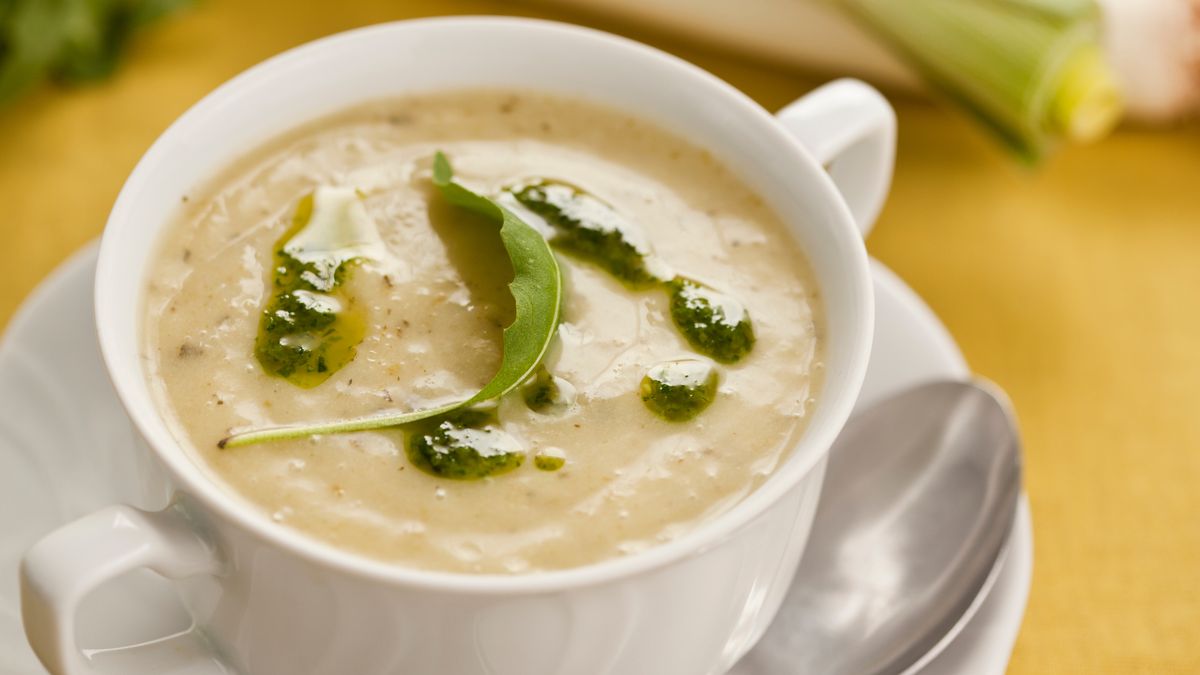 Francuski chłodnik coraz częściej gości w polskich restauracjach