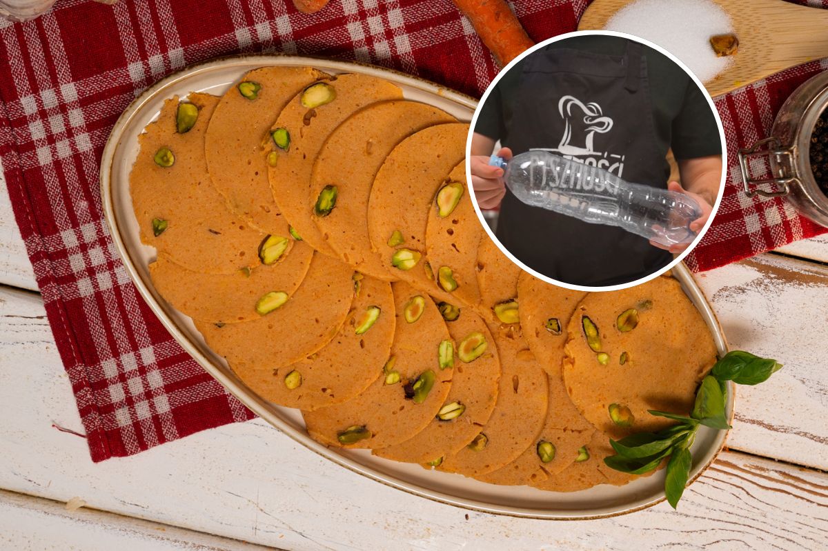 Mortadela z kurczaka z pistacjami. Domową wędlinę zrobisz w butelce