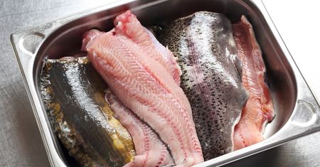 W tych rybach znajdziesz dużo cholesterolu. Czy to znaczy, że są szkodliwe?
