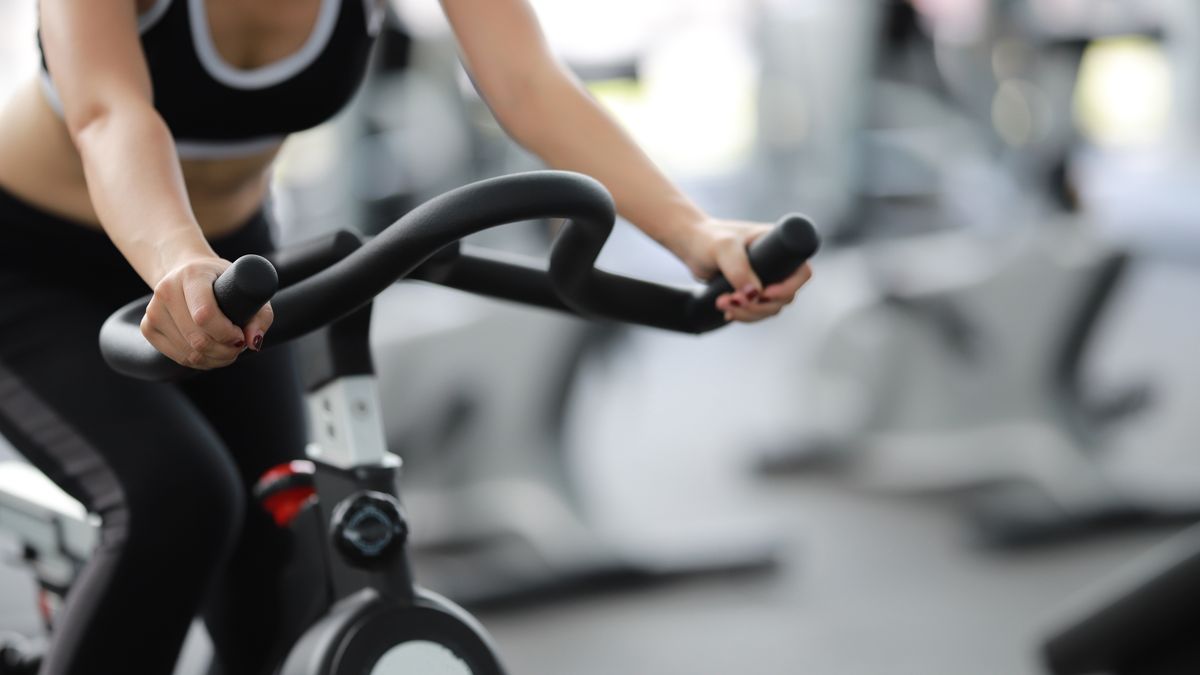 rower rowerek treningowy siłownia ćwiczenia sport