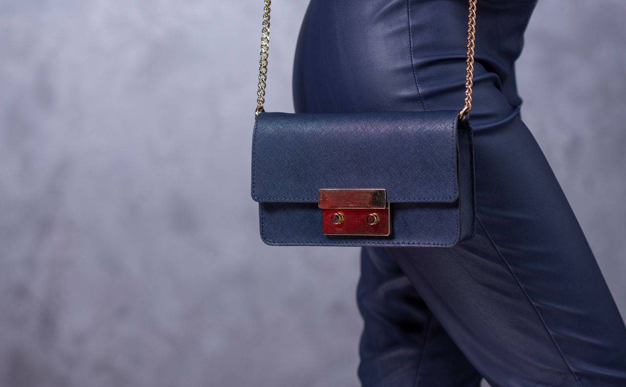 Torebki damskie 2021: te modele podbiją tegoroczne trendy