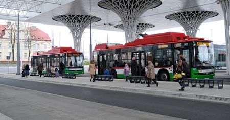 Szokująca scena na Dworcu Lublin. „Obmacał moją 15-letnią siostrę, po czym wsadził jej do plecaka 150 zł. Nikt nie zareagował”