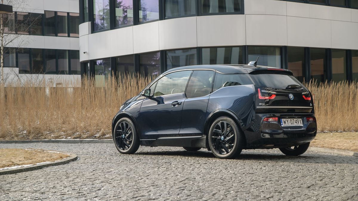 Elektryczne BMW i3 sprawdzi się przede wszystkim w mieście