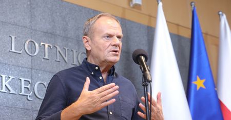 Tusk o pomocy dla powodzian. Będą zasiłki