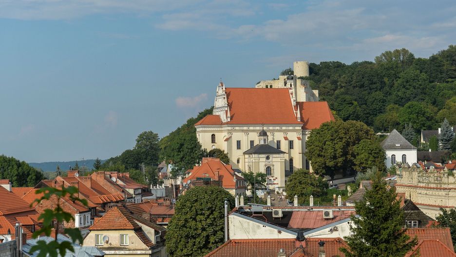 Kazimierz Dolny. N/z Panorama miasta z Sanktuarium Zwiastowania NMP