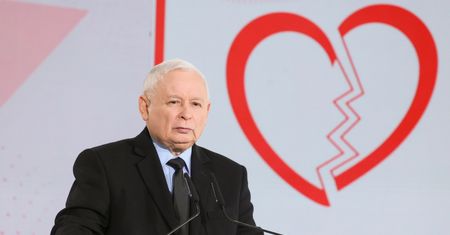 PiS w czołówce sondażu. "Jeśli wygramy wybory, spowodują rozpad"