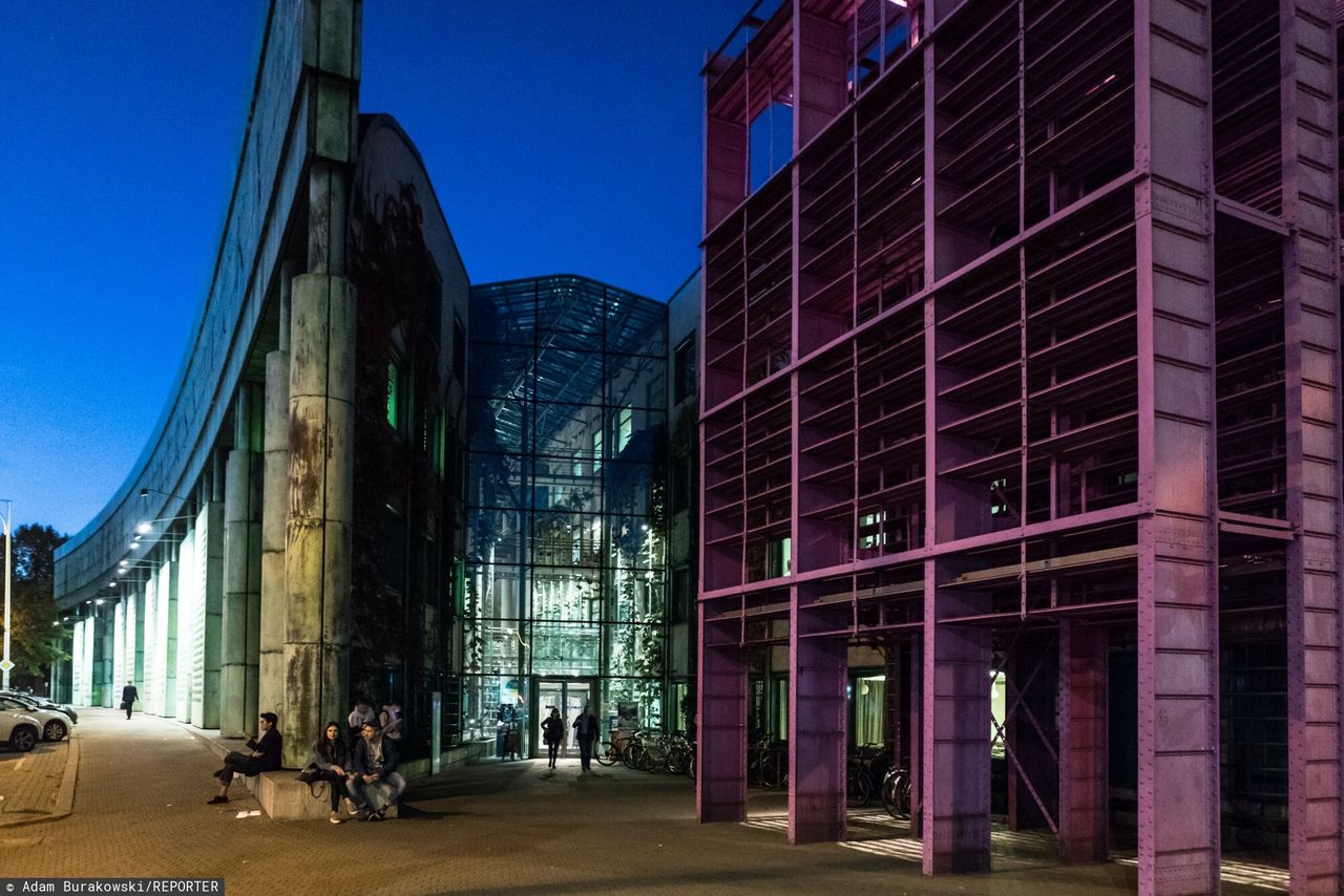 Grand Press Photo 2023. Gala finałowa. Na zdjęciu Biblioteka UW