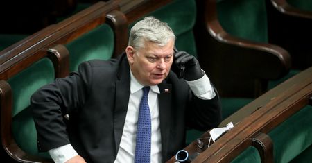 Suski o powrocie Tuska. "Przyjdzie do polskiej polityki, jak mu każe Merkel"