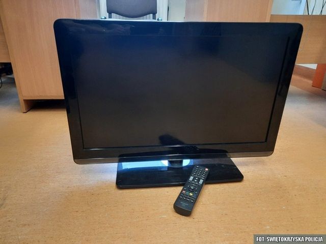 Złodziej zatrzymany przez ostrowieckich policjantów. Okradł własnego brata