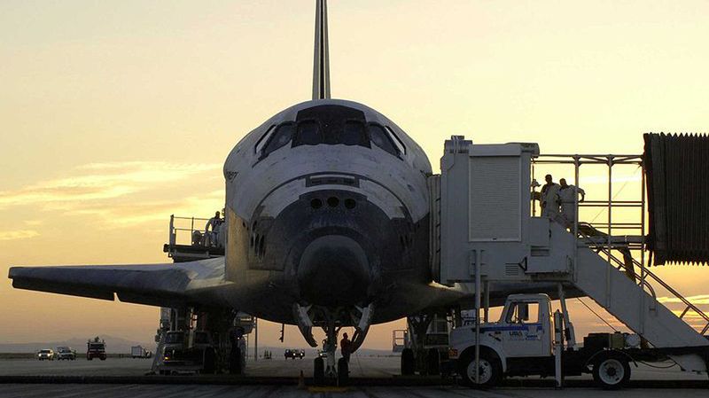 Prom Discovery wyrusza w ostatnią podróż. Dokąd? 1