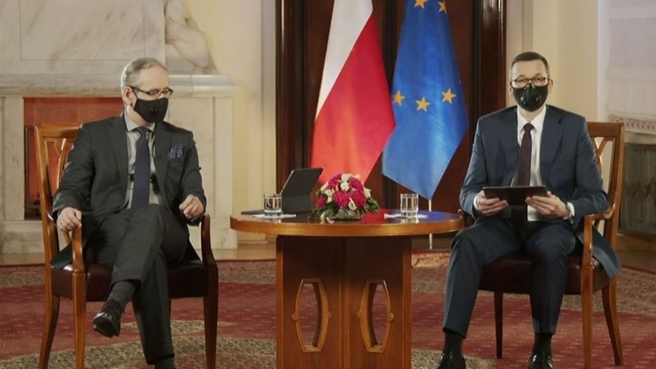 Mateusz Morawiecki oraz Adam Niedzielski podczas Q&A. Padło pytanie o sylwestra