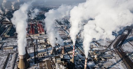 Napędzają kryzys klimatyczny. Wielkie koncerny coraz częściej pozywane