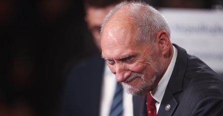 "Banda Tuska". Macierewicz ostro o opozycji ws. Witek