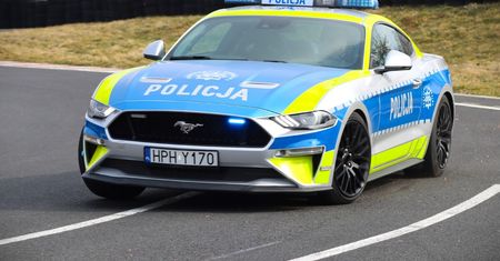 Skonfiskowany pijanemu kierowcy, dziś służy policji. Ford Mustang GT trafił do drogówki w Radomiu