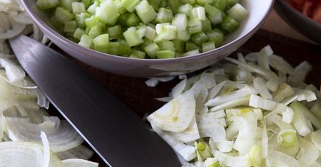 Bez wahania włóż do koszyka, bo poprawia trawienie i pomaga schudnąć