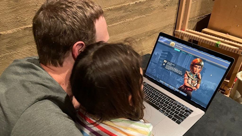Mark Zuckerberg i jego córka Max grają w Civilization