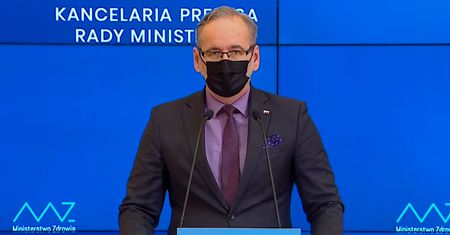 Koronawirus w Polsce. Co dalej z ograniczeniami? Zapadła decyzja!