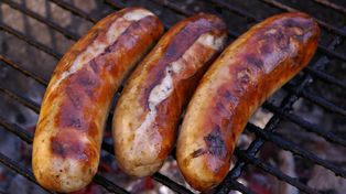 Na suwalskich bulwarach pojawiło się miejsce do grillowania. Już można z niego korzystać