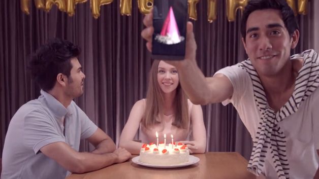 W skrócie: smartfon za 299 zł w Biedronce, magiczna reklama LG G3 i cena Galaxy Alphy 1